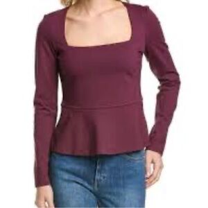 BCBGMAXAZRIA peplum top, size XS, burgundy